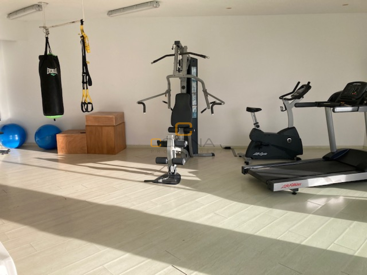 Apartamento ID.772 - Amplio apartamento en torre de categoría.