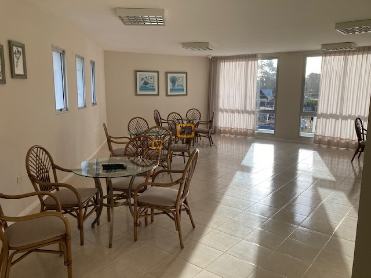 Apartamento ID.772 - Amplio apartamento en torre de categoría.