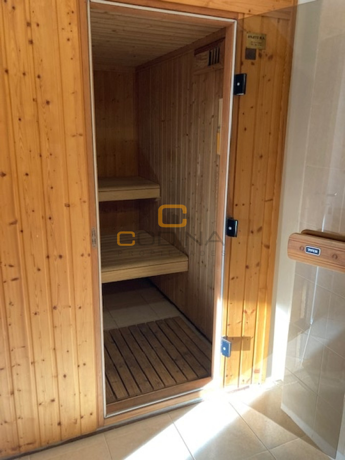 Apartamento ID.772 - Amplio apartamento en torre de categoría.