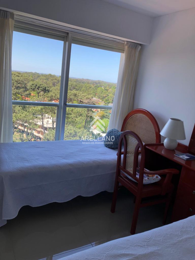 Apartamento ID.3947 - Alquiler temporal  apartamento 2 dormitorios Roosevelt 