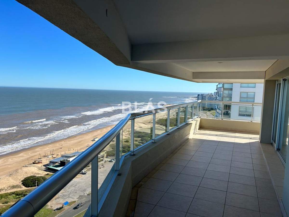 Brava - GoPunta - Portal Inmobiliario de Punta del Este - Maldonado