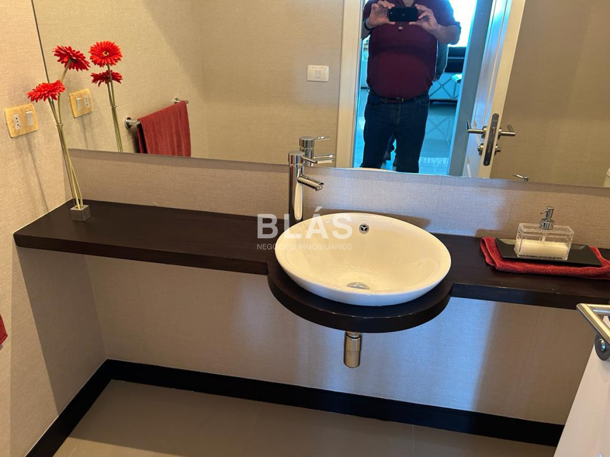 https://ri.com.uy/f/136/0/1200/0/0/0/6ec5d10265226189ad003fcb4469db2a.jpg