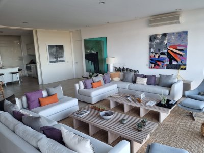 Apartamento en Punta del Este, Brava