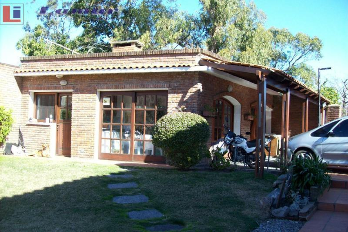 Casa ID.4486 - Venta casa 4 dormitorios 