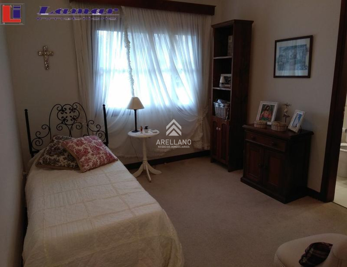 Casa ID.4486 - Venta casa 4 dormitorios 