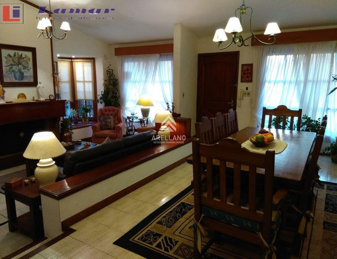 Casa ID.4486 - Venta casa 4 dormitorios 