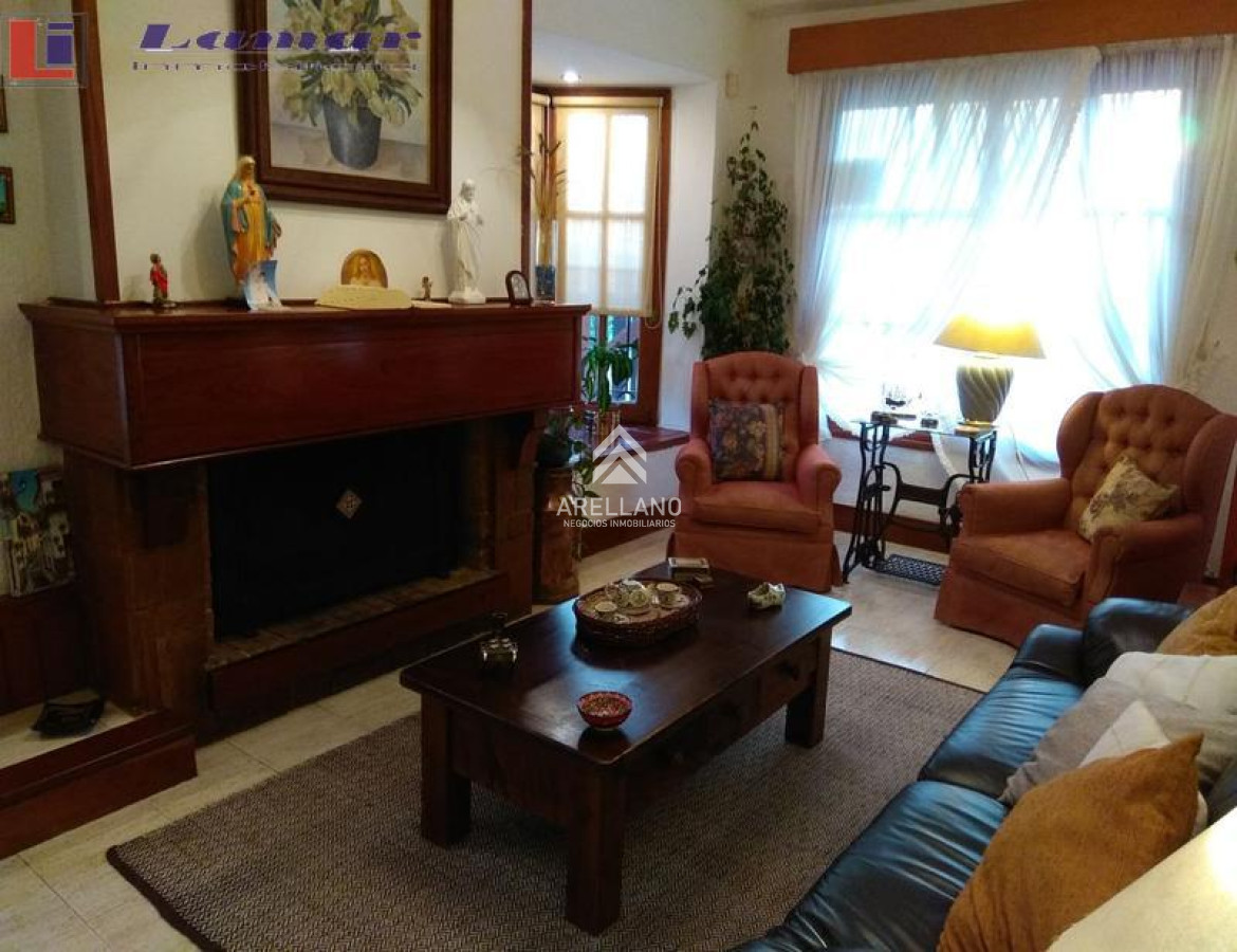Casa ID.4486 - Venta casa 4 dormitorios 