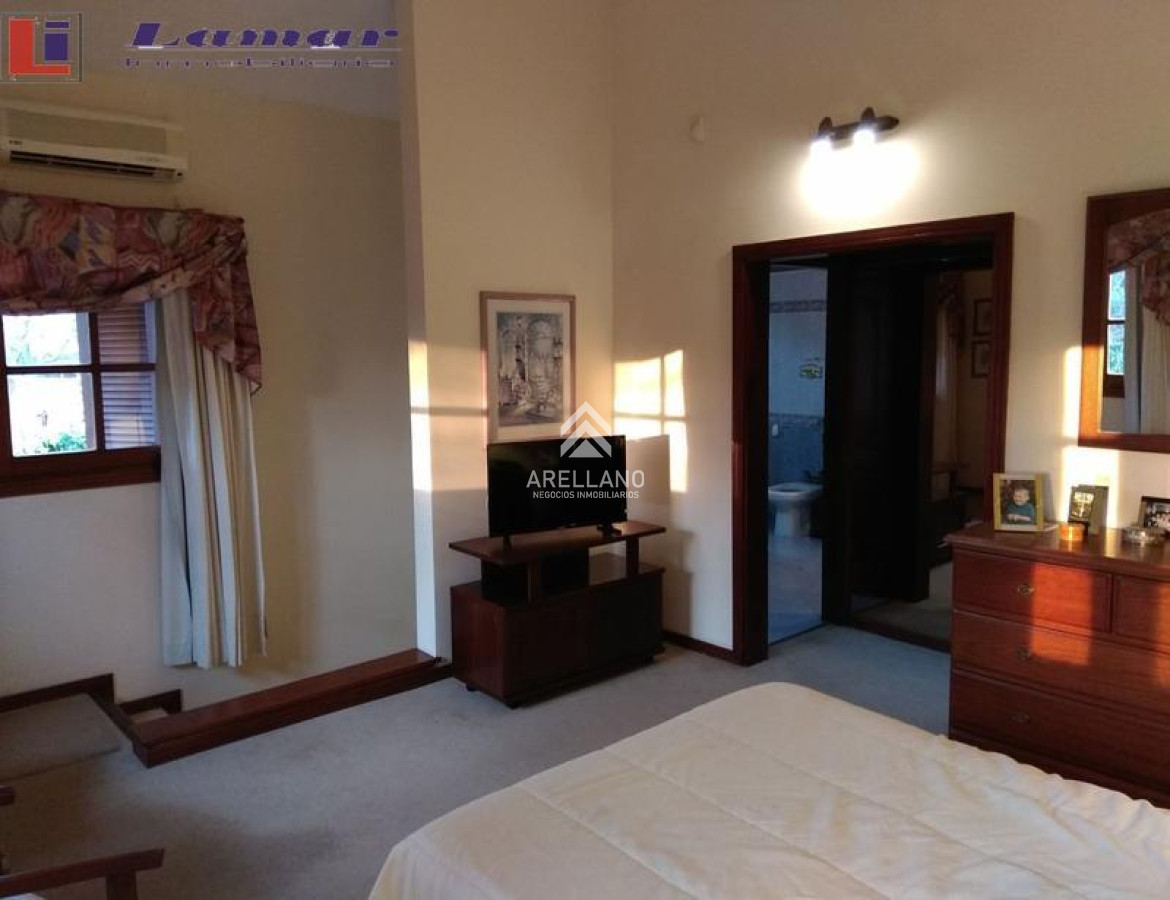 Casa ID.4486 - Venta casa 4 dormitorios 