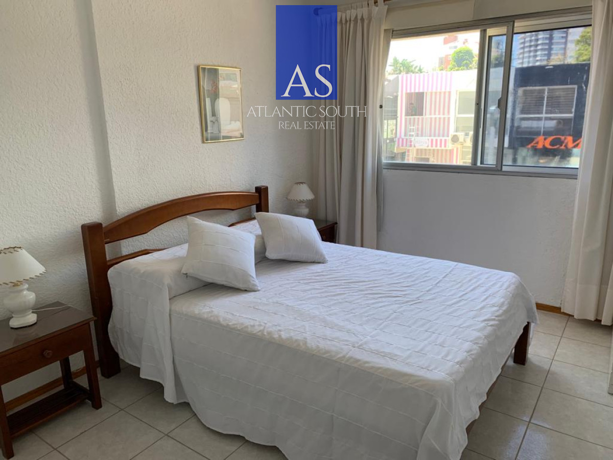 Apartamento ID.4828 - Oportunidad 2 dormitorios 2 baños garage entre la 20 y Gorlero