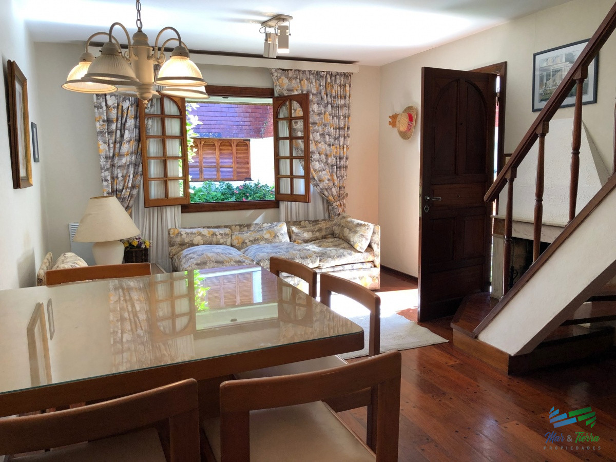 Casa ID.3026 - Se vende casa de 2 dormitorios en PH, playa Mansa, Punta del Este