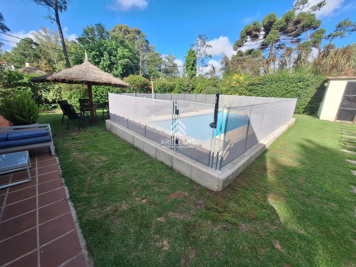Casa ID.3507 - Venta casa 3 dormitorios Pinares 