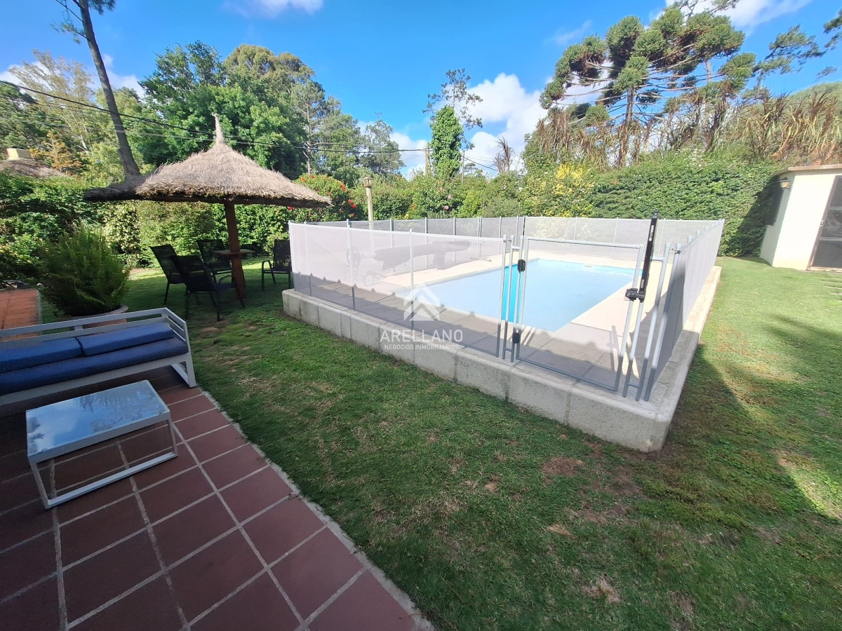 Casa ID.3507 - Venta casa 3 dormitorios Pinares 