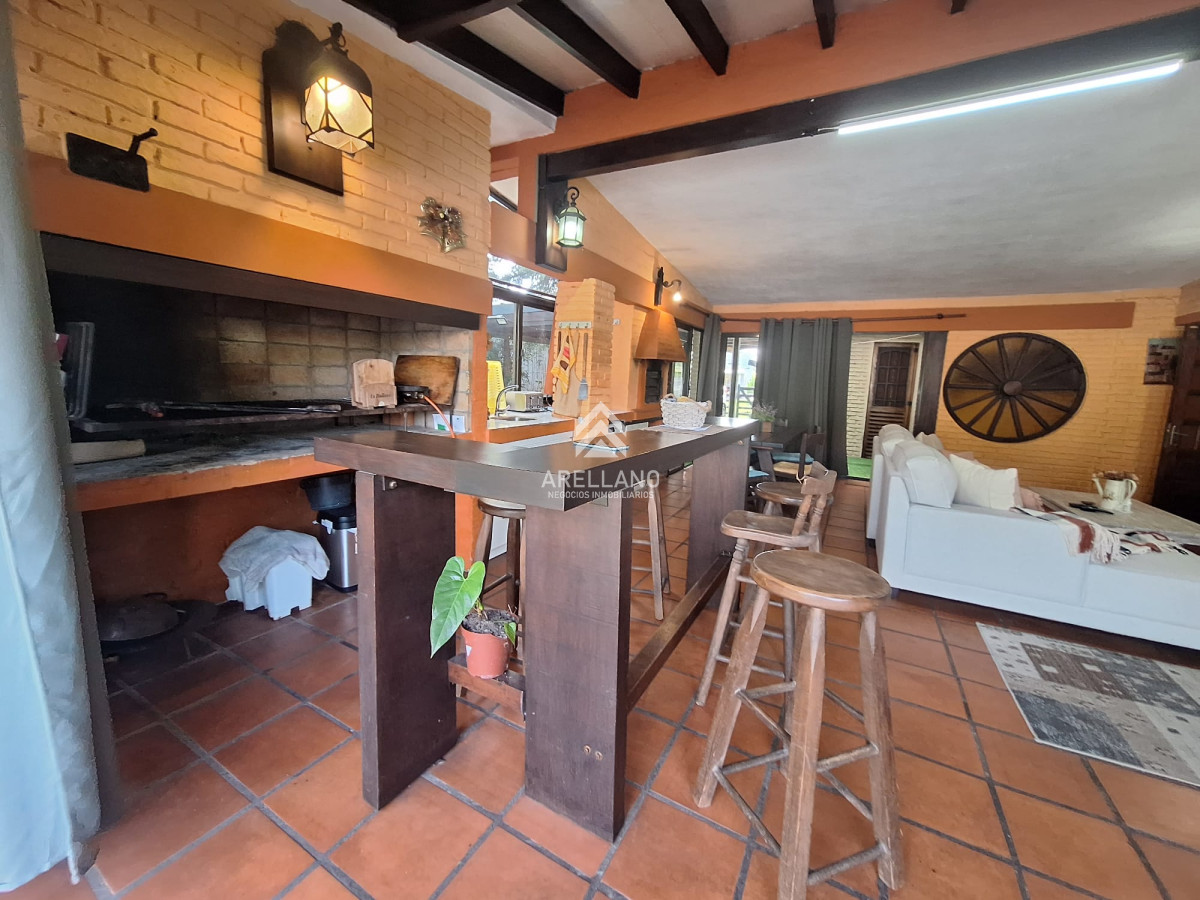 Casa ID.3507 - Venta casa 3 dormitorios Pinares 