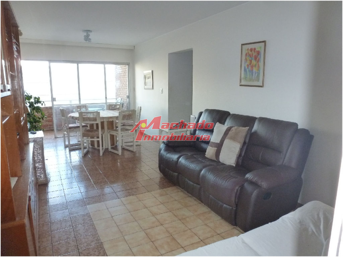 Apartamento en Peninsula, 3 dormitorios *