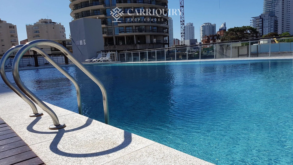 Apartamento ID.9955 - PUNTA DEL ESTE - TORRE FRANCIA VENTA