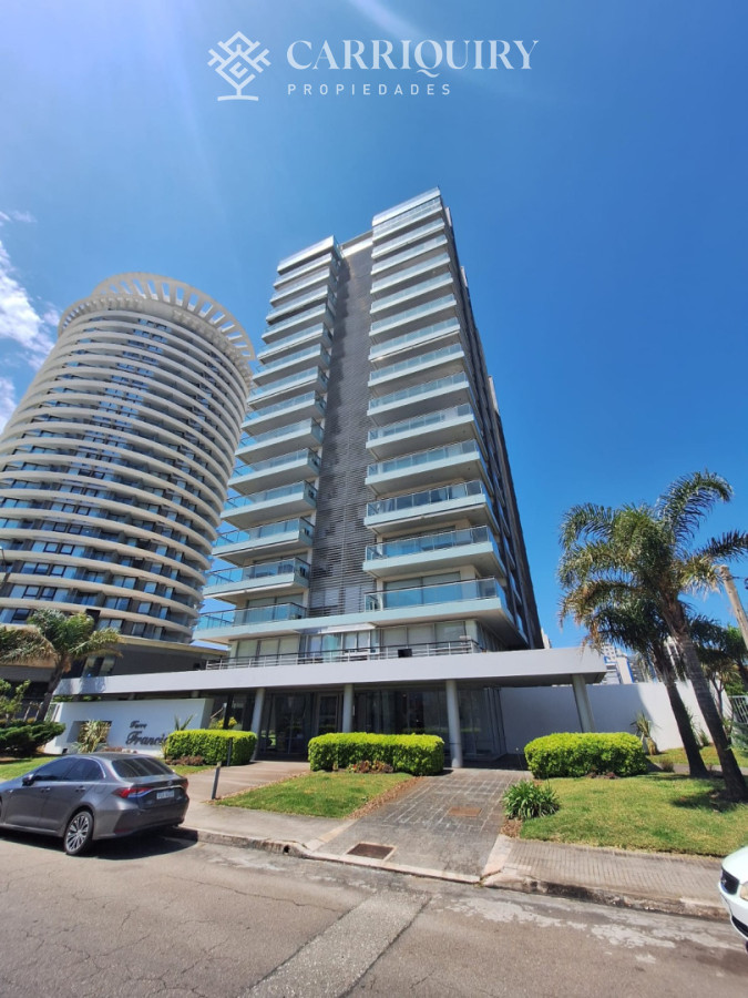 Apartamento ID.9955 - PUNTA DEL ESTE - TORRE FRANCIA VENTA
