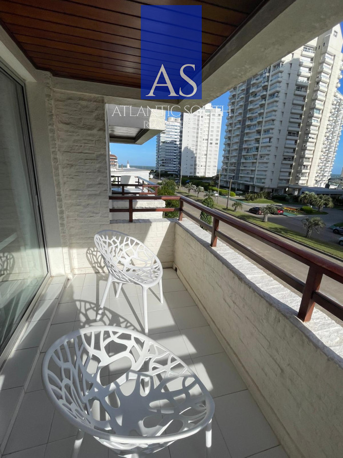 Apartamento ID.4146 - Apartamento 1 dormitorio con terraza y garage Playa Brava sobre Chiverta 