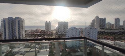 Apartamento en venta en Punta del Este, mansa, 2 dormitorios conparrillero