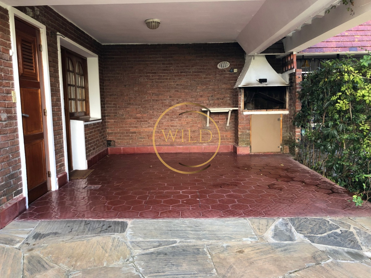 Casa ID.2483 - Mansa, a metros del mar, casa de 2 dormitorios 