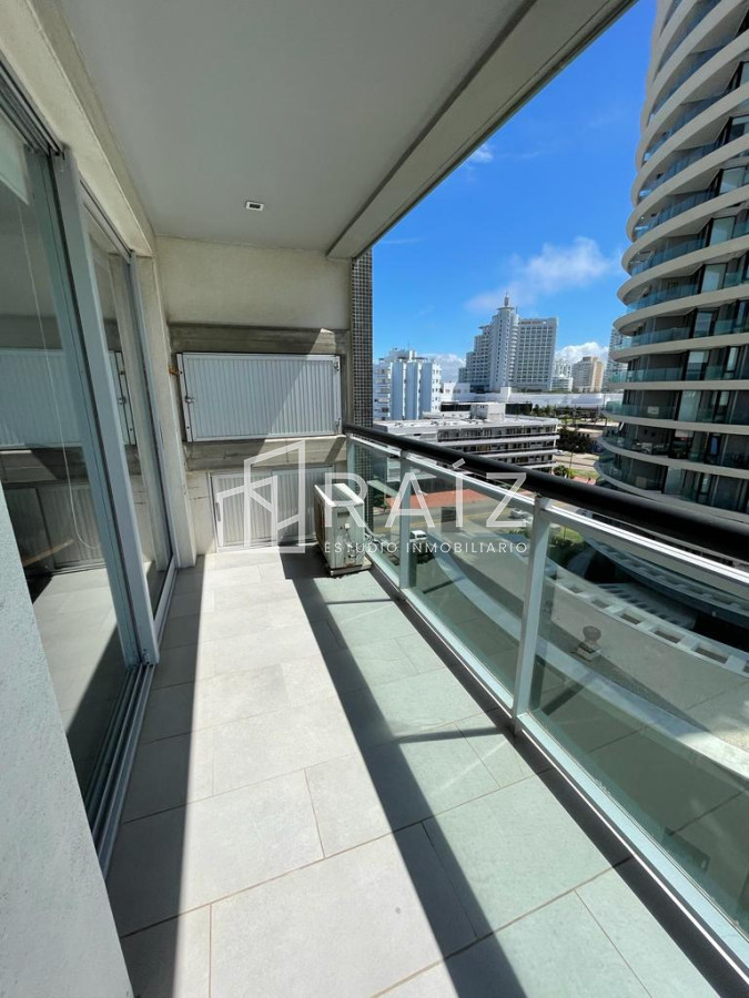 Apartamento ID.10387 - Apartamento 2 dormitorios en alquiler invernal en Punta del Este