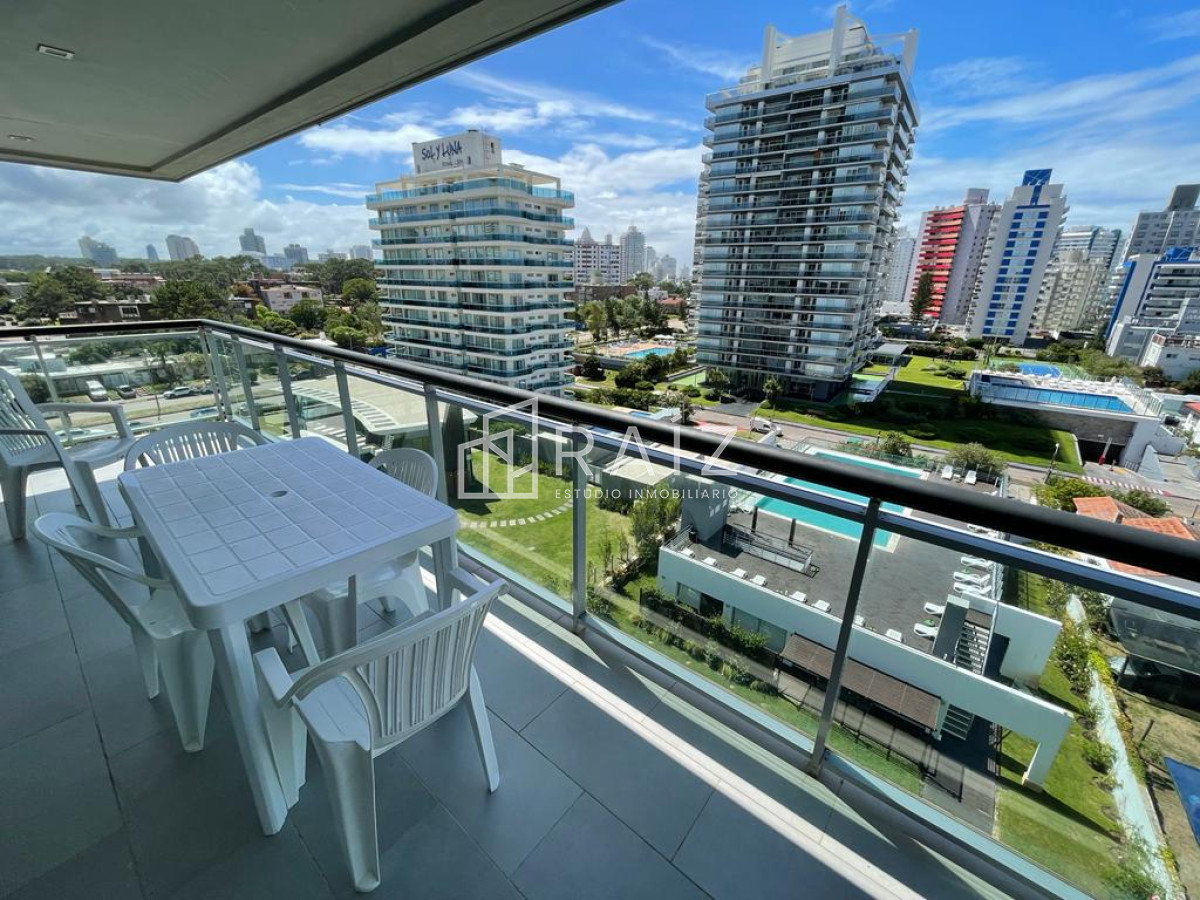 Apartamento ID.10387 - Apartamento 2 dormitorios en alquiler invernal en Punta del Este