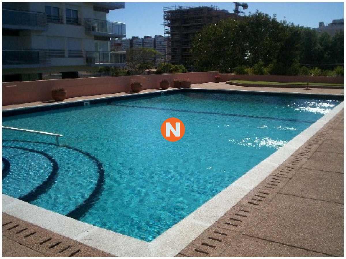 Apartamento Ref.223049 - Apartamento en venta en Punta del Este