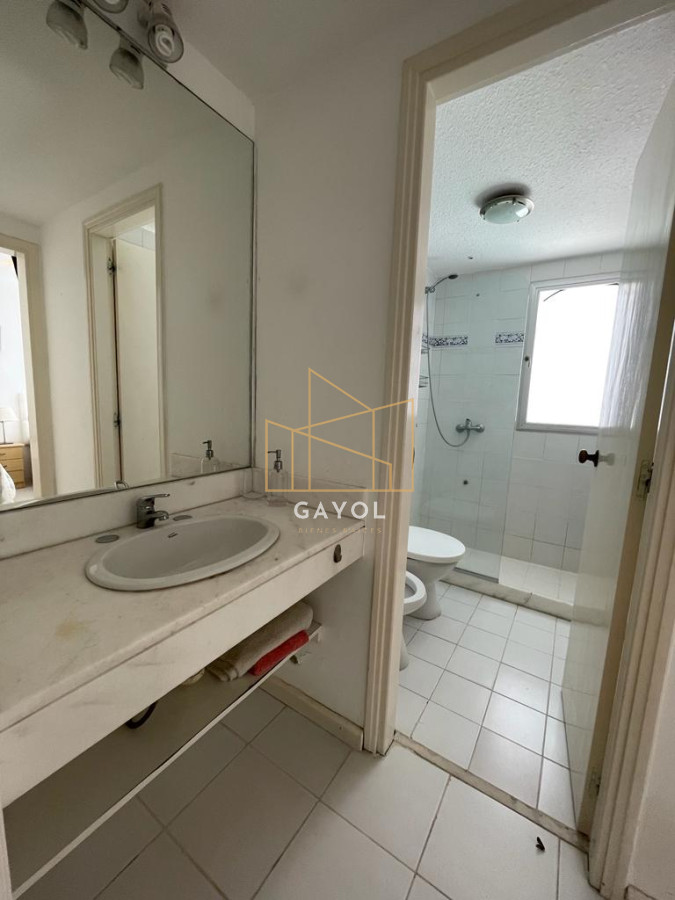 Apartamento ID.1005 - Apartamento en Punta del Este, alquiler, con parrillero propio, mucama y piscina