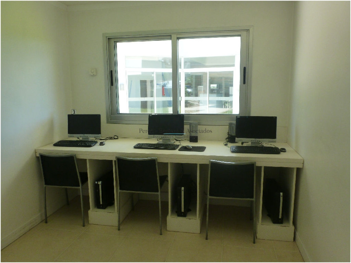 Apartamento ID.892 - Apartamento alquiler en Punta del Este, Brava