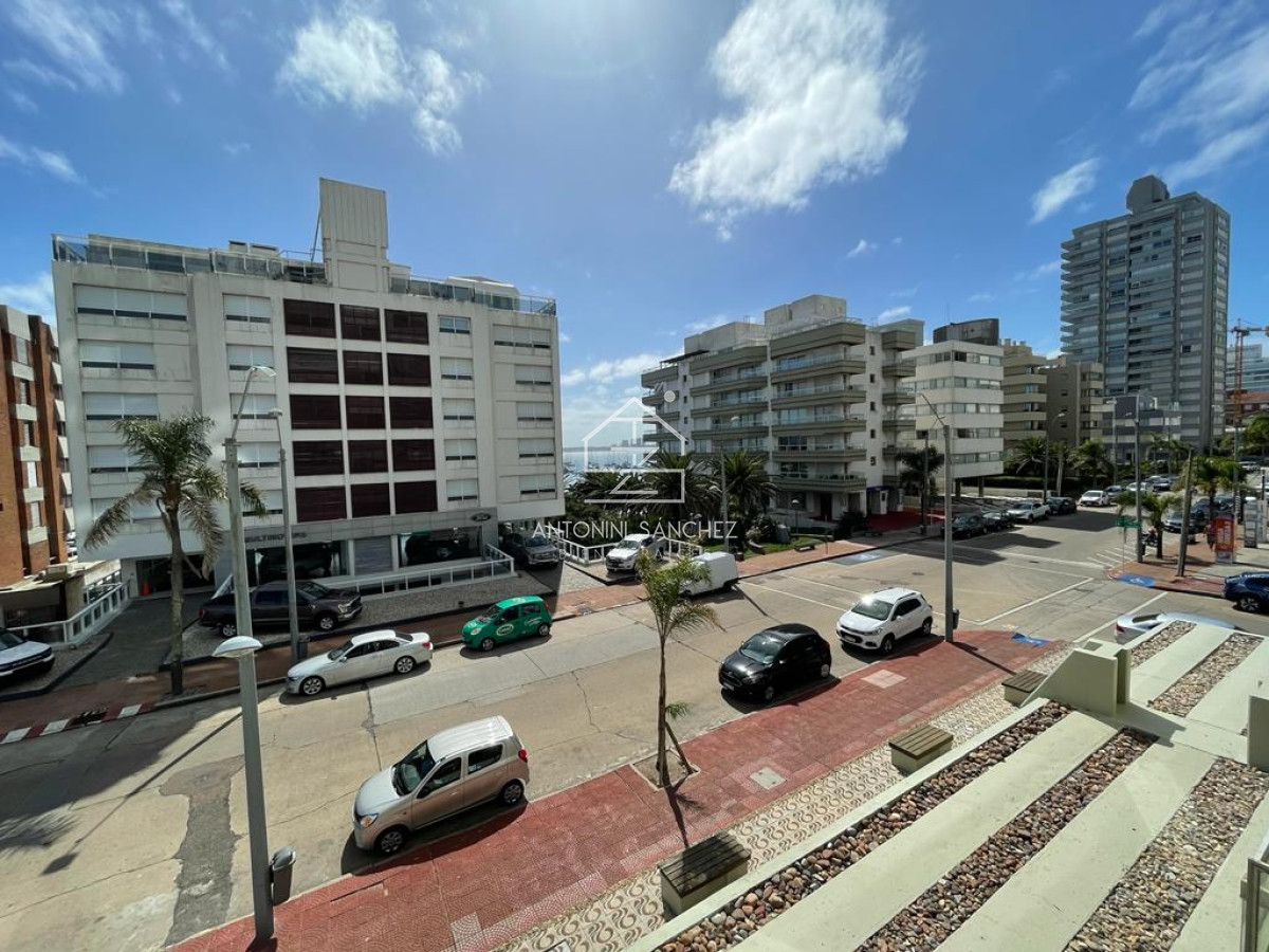 Apartamento ID.1863 - Apartamento en venta en Punta del Este