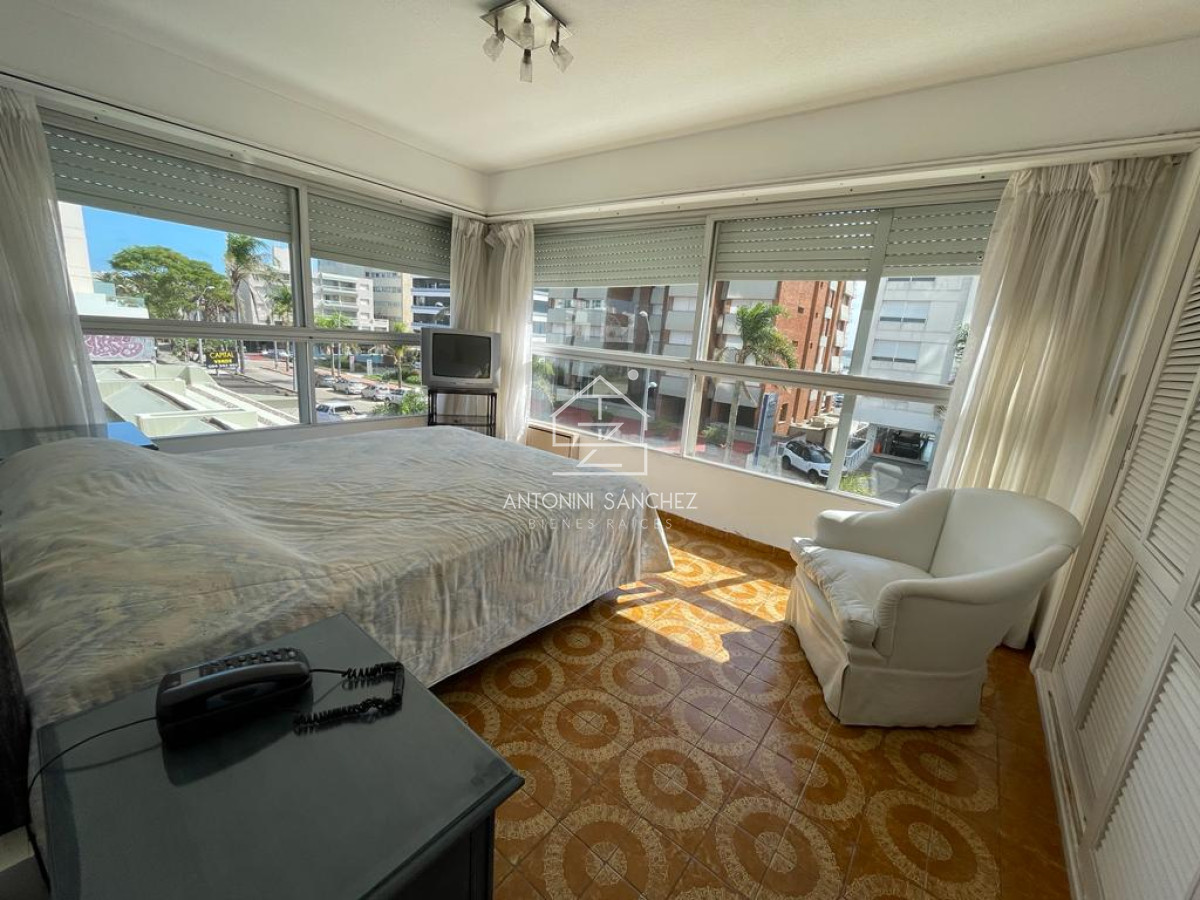 Apartamento ID.1863 - Apartamento en venta en Punta del Este