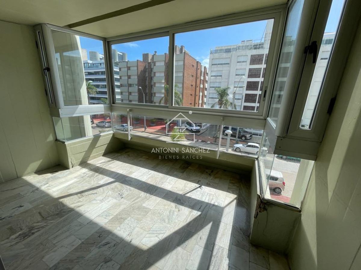 Apartamento ID.1863 - Apartamento en venta en Punta del Este