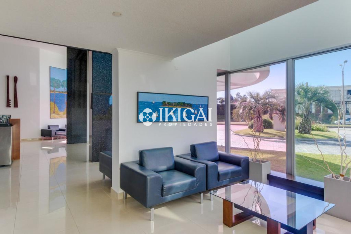 Apartamento ID.607 - APARTAMENTO EN VENTA EN PUNTA DEL ESTE CON RENTA !
