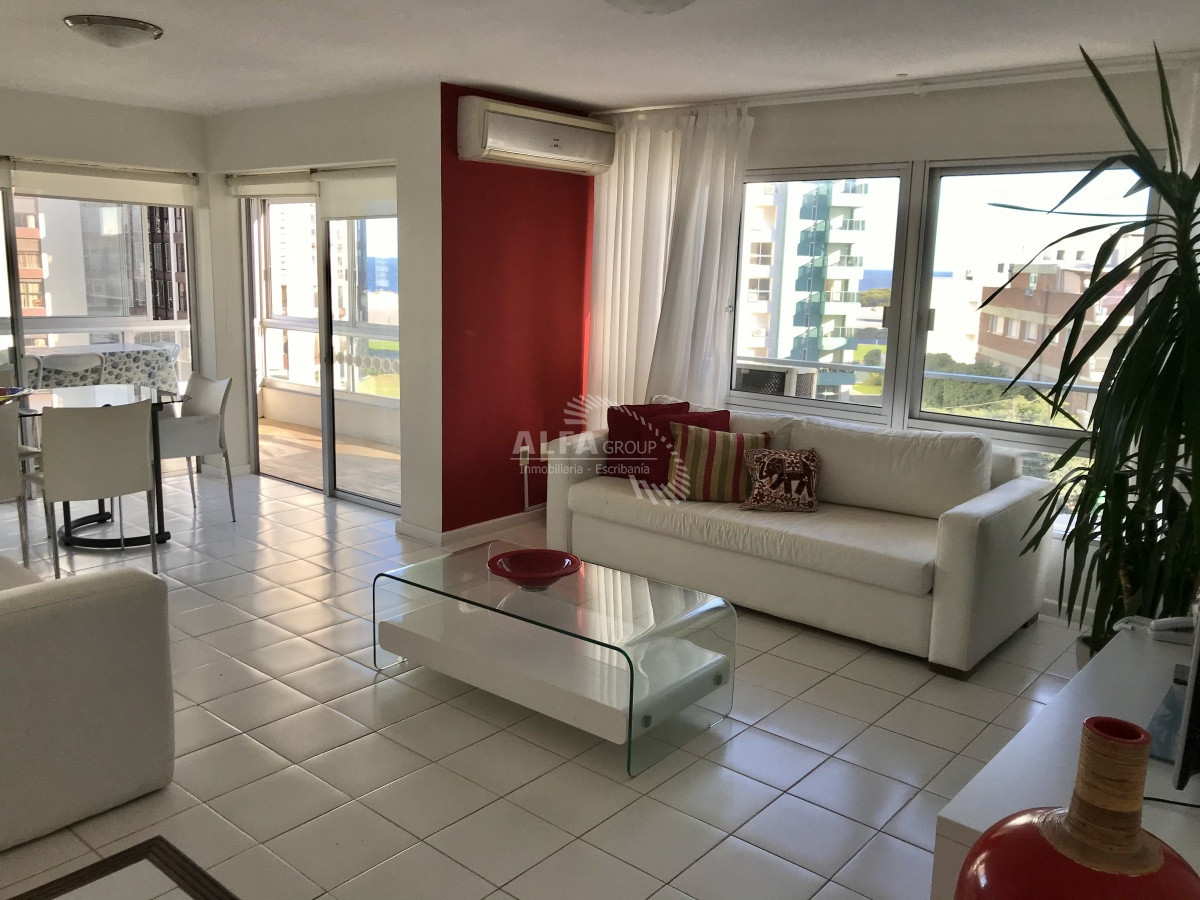 Apartamento en venta, 2 Dormitorios en Punta del Este