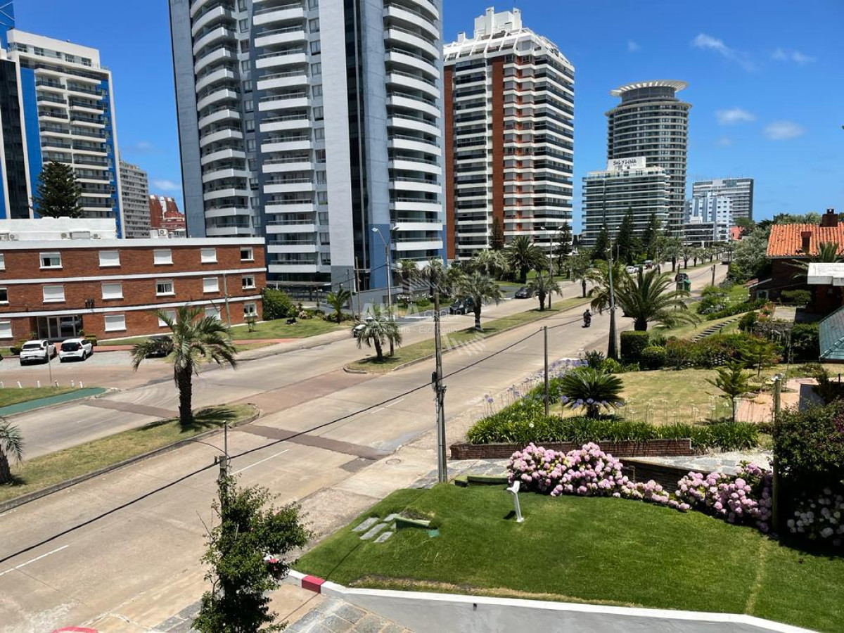Brava - GoPunta - Portal Inmobiliario de Punta del Este - Maldonado