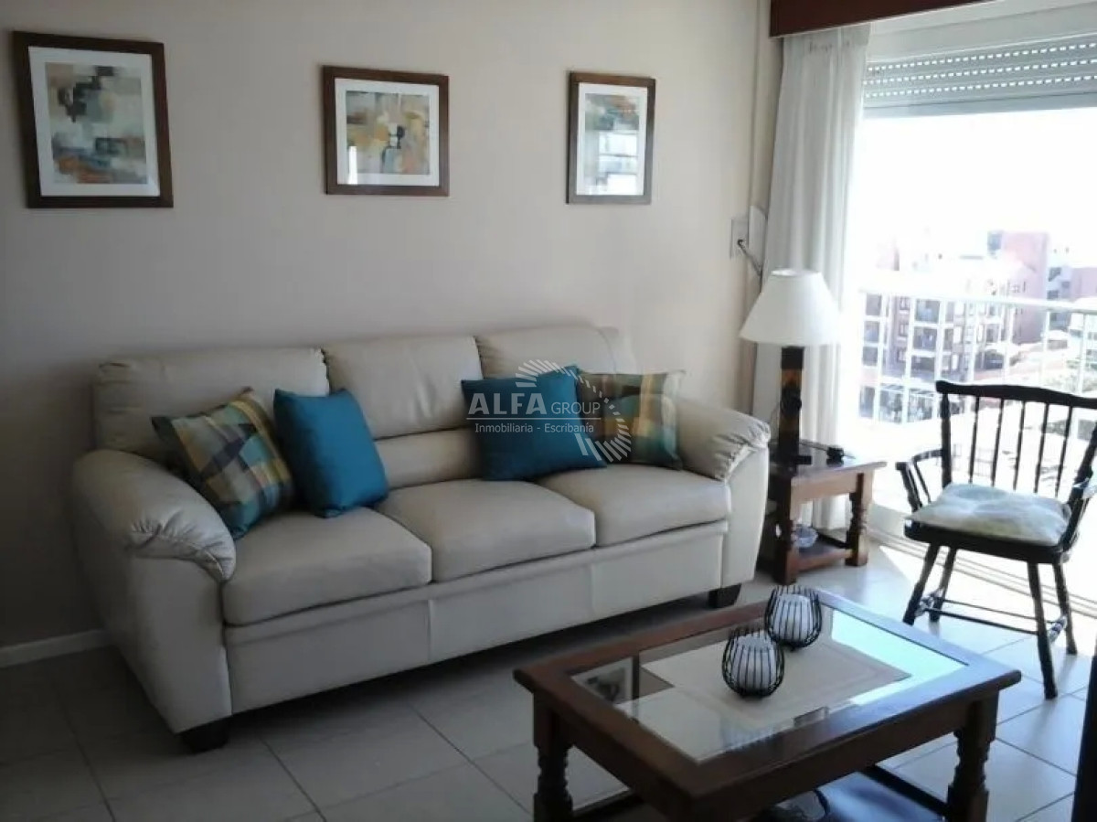 Apartamento ID.3820 - Apartamento en venta y alquiler, Peninsula, Punta del Este