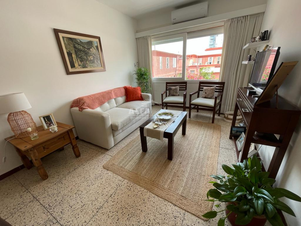 Apartamento ID.4397 - Apartamento en venta en Punta del Este 