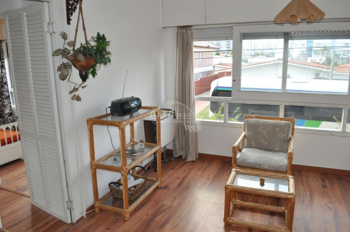 Apartamento ID.2883 - Mansa, frente al mar, 2 dormitorios
