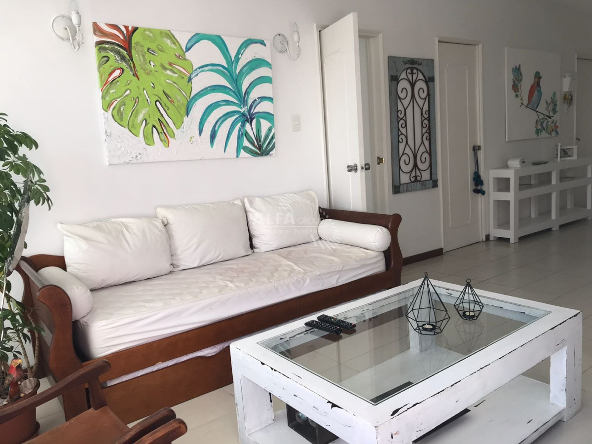 Apartamento ID.2579 - Peninsula, próximo al Puerto, 2 dormitorios