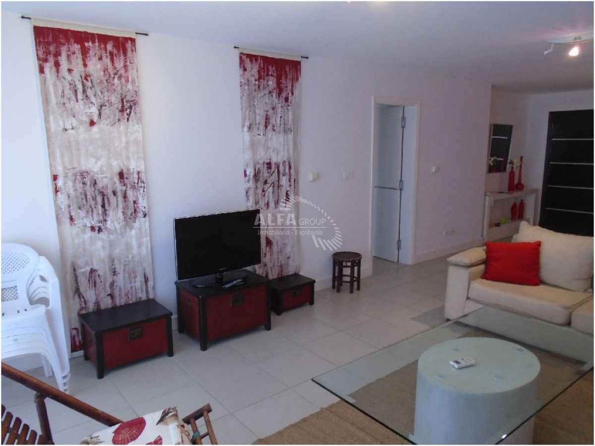 Apartamento ID.1442 - PLAYA BRAVA, 4AMBIENTES, TODOS LOS SERVICIOS.