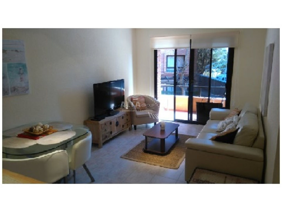 Apartamento ID.661 - ROOSEVELT, 2 AMBIENTES, ASCENSOR, GARAGE 