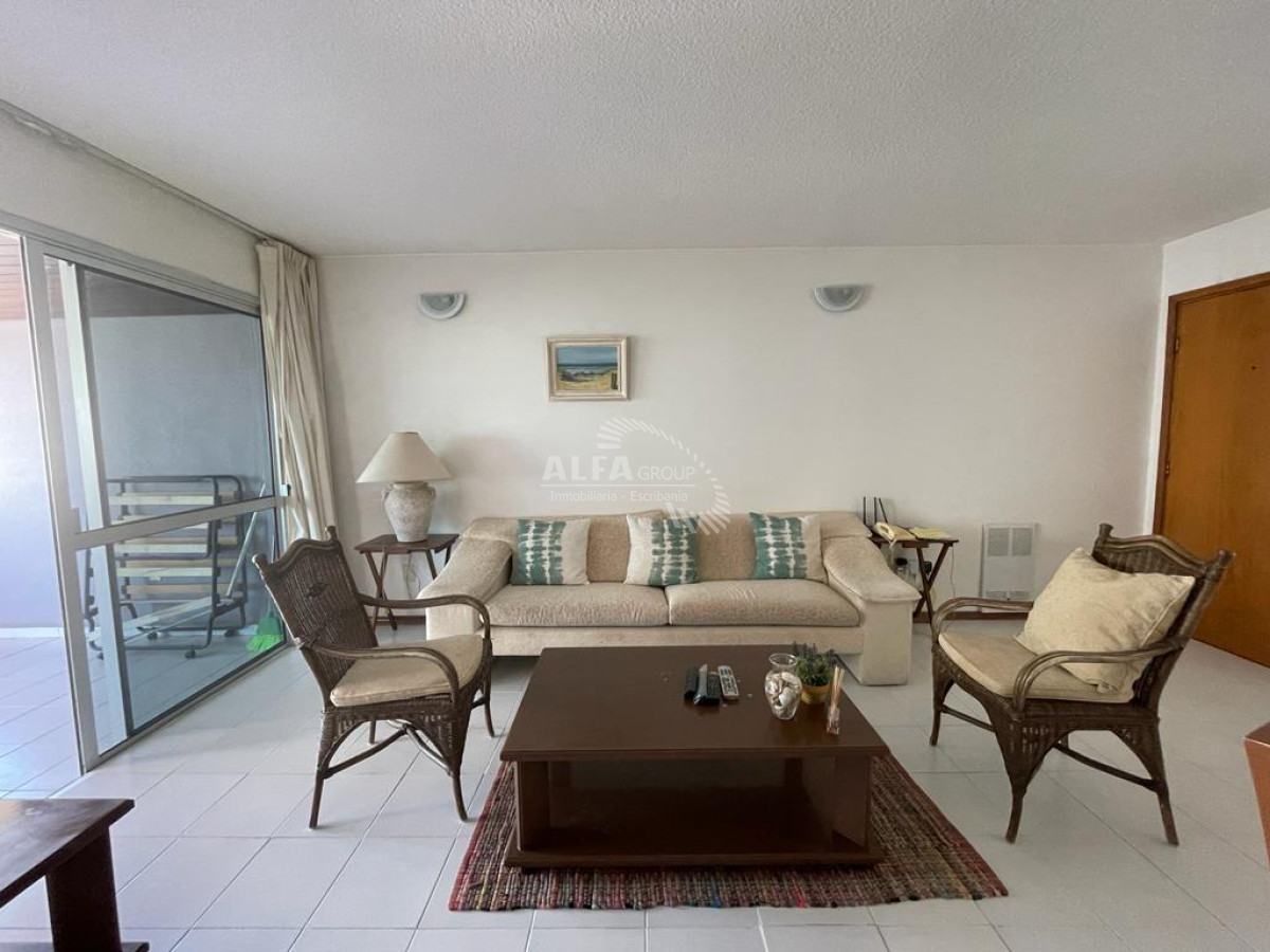 Apartamento ID.4319 - Apartamento en venta en Punta del Este