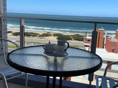 Apartamento en Punta del Este, Brava