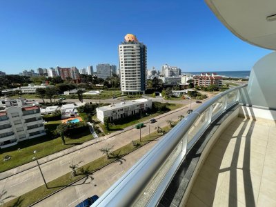 Apartamento alquiler en Punta del Este, Brava