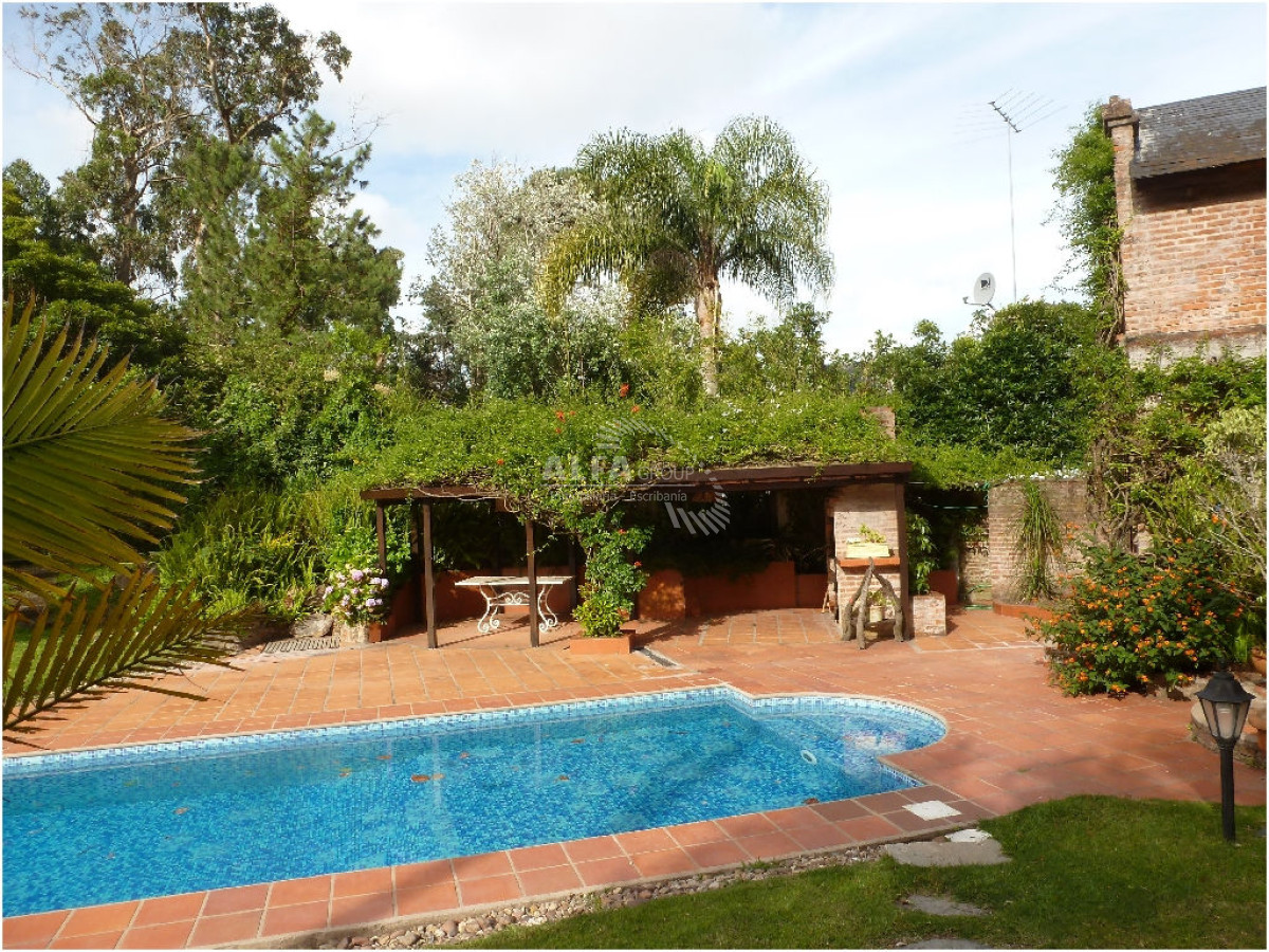 Casa ID.1867 - Rincón del Indio, 3 dormitorios