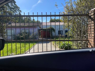 CASA PARA DEPOSITO, GRAN TERRENO