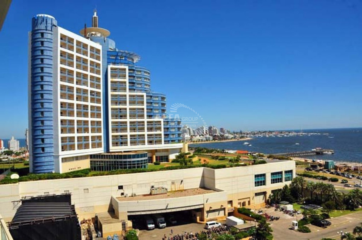 Apartamento ID.2213 - Mansa, a pasos del mar, 2 dormitorios