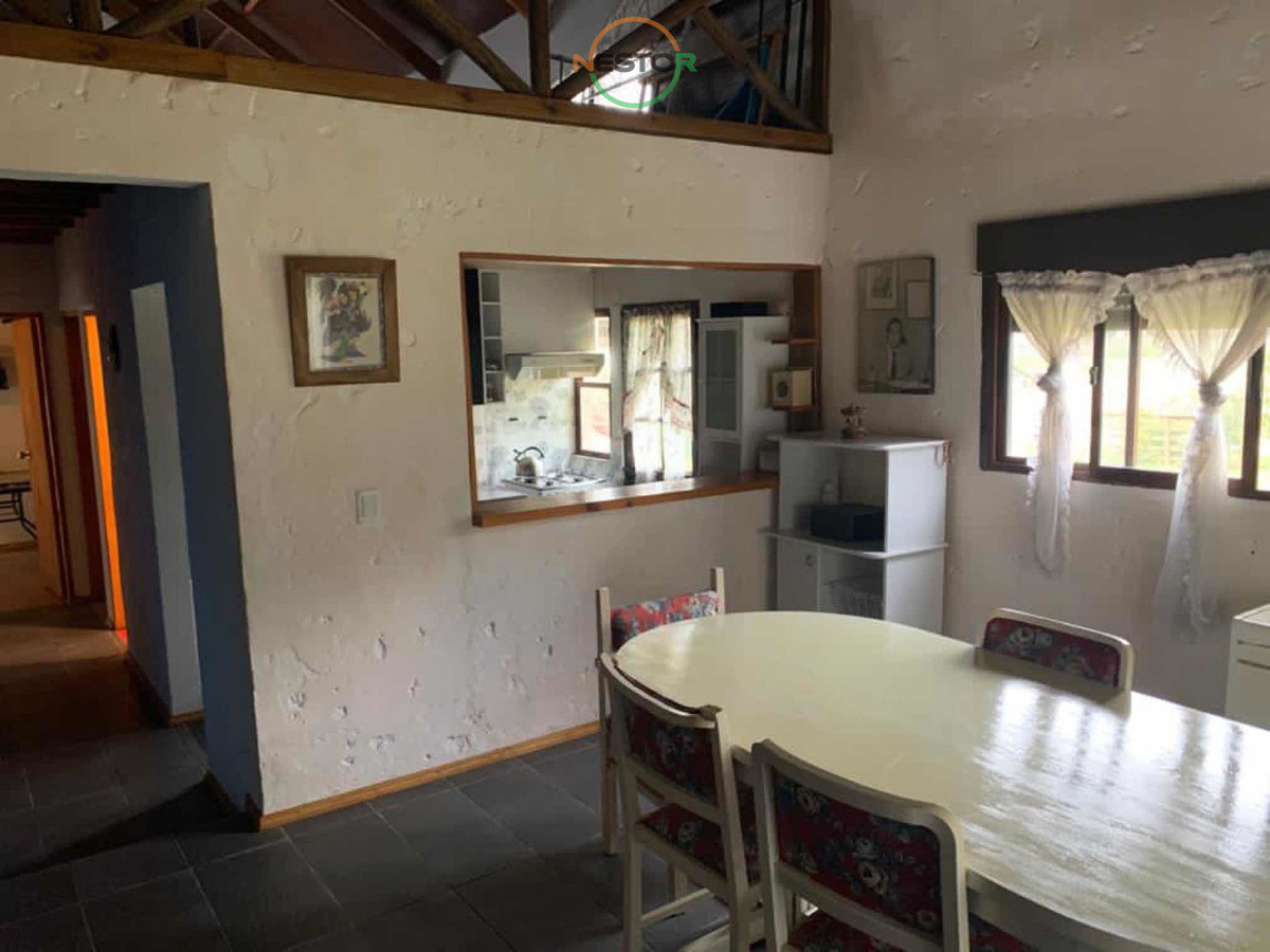 Casa ID.5263 - La Barra, casa, 3 dormitorios, 2 baños, gran terreno de casi 900 m2, 3 dormitorios, parrillero techado, playroom