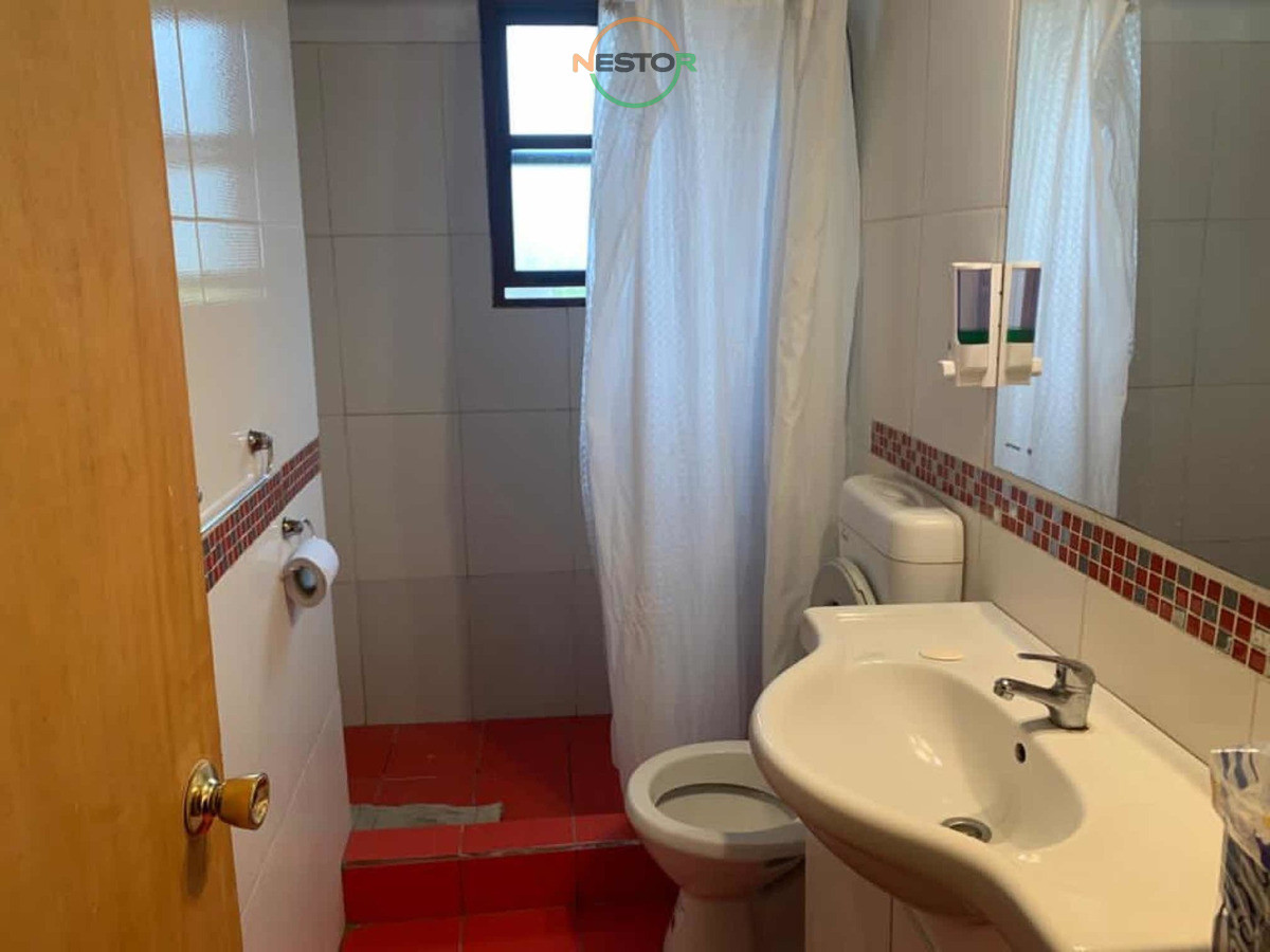 Casa ID.5263 - La Barra, casa, 3 dormitorios, 2 baños, gran terreno de casi 900 m2, 3 dormitorios, parrillero techado, playroom