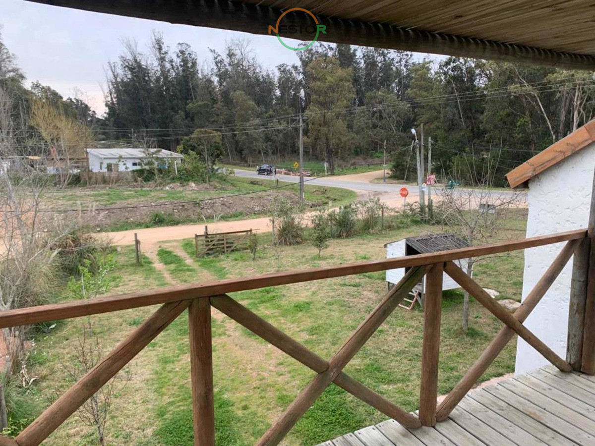 Casa ID.5263 - La Barra, casa, 3 dormitorios, 2 baños, gran terreno de casi 900 m2, 3 dormitorios, parrillero techado, playroom