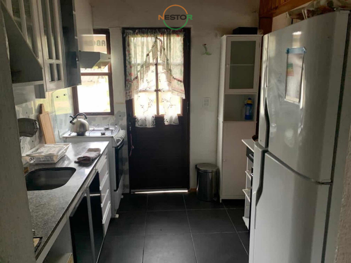Casa ID.5263 - La Barra, casa, 3 dormitorios, 2 baños, gran terreno de casi 900 m2, 3 dormitorios, parrillero techado, playroom